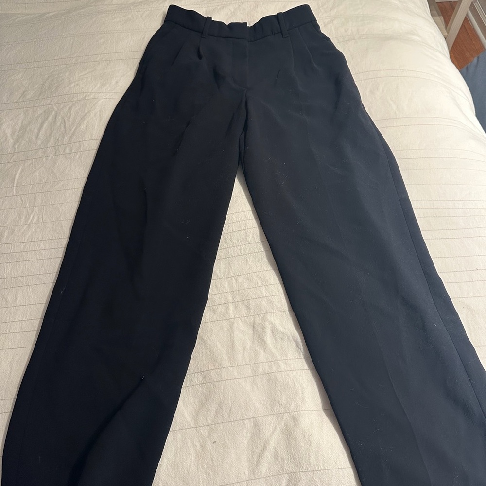 Aritzia Effortless Pants